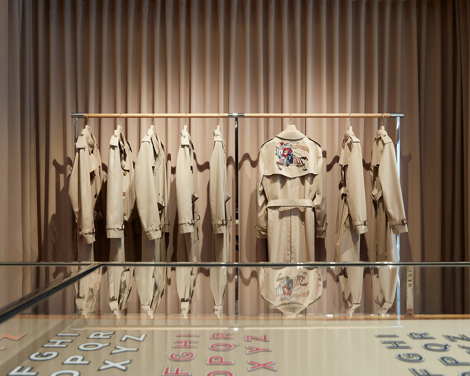 BURBERRY TRENCH COAT BESPOKE SERVICE | SWAG HOMMES