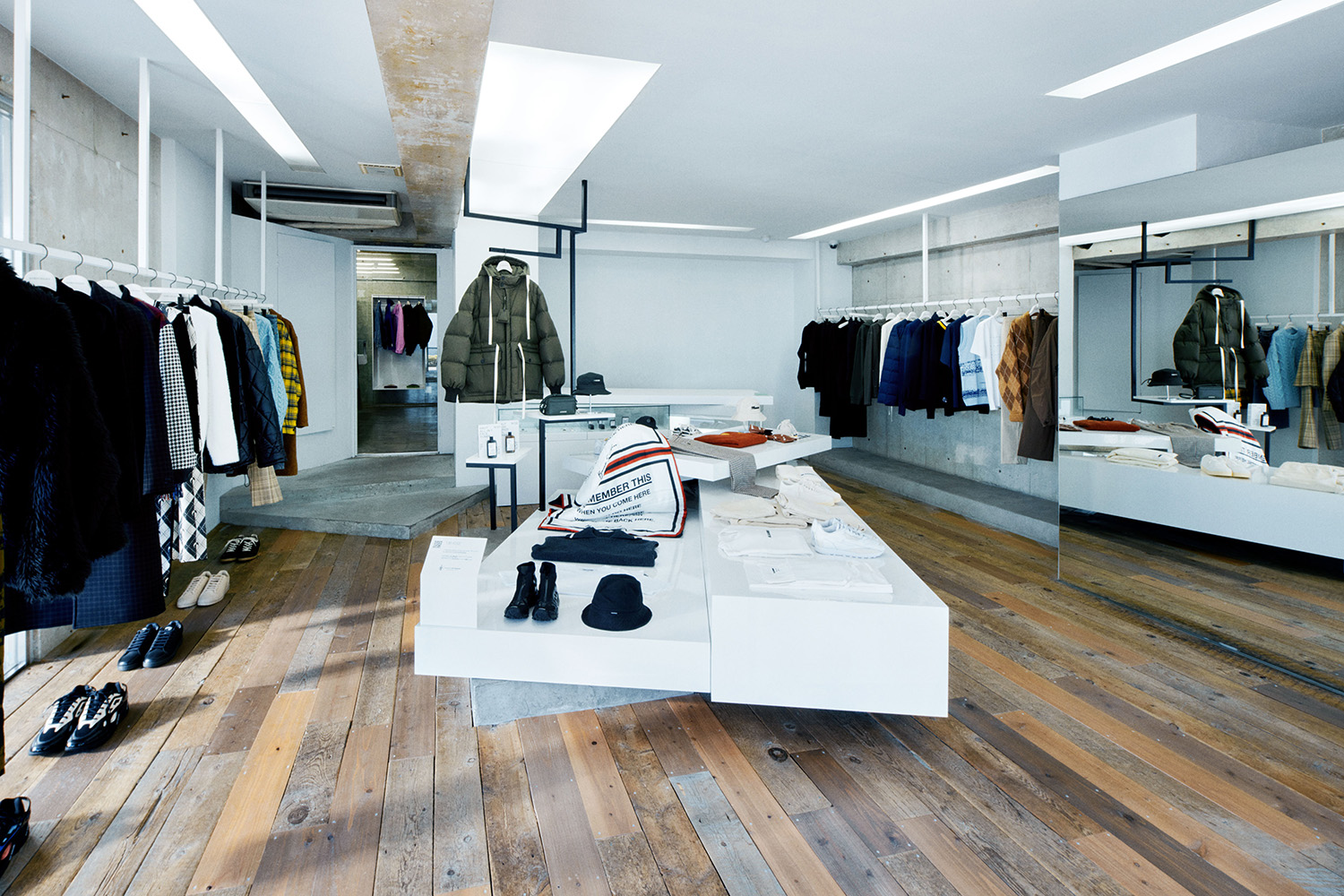ADELAIDE ＆ ADDITION ADELAIDE RENEWAL OPEN | SWAG HOMMES