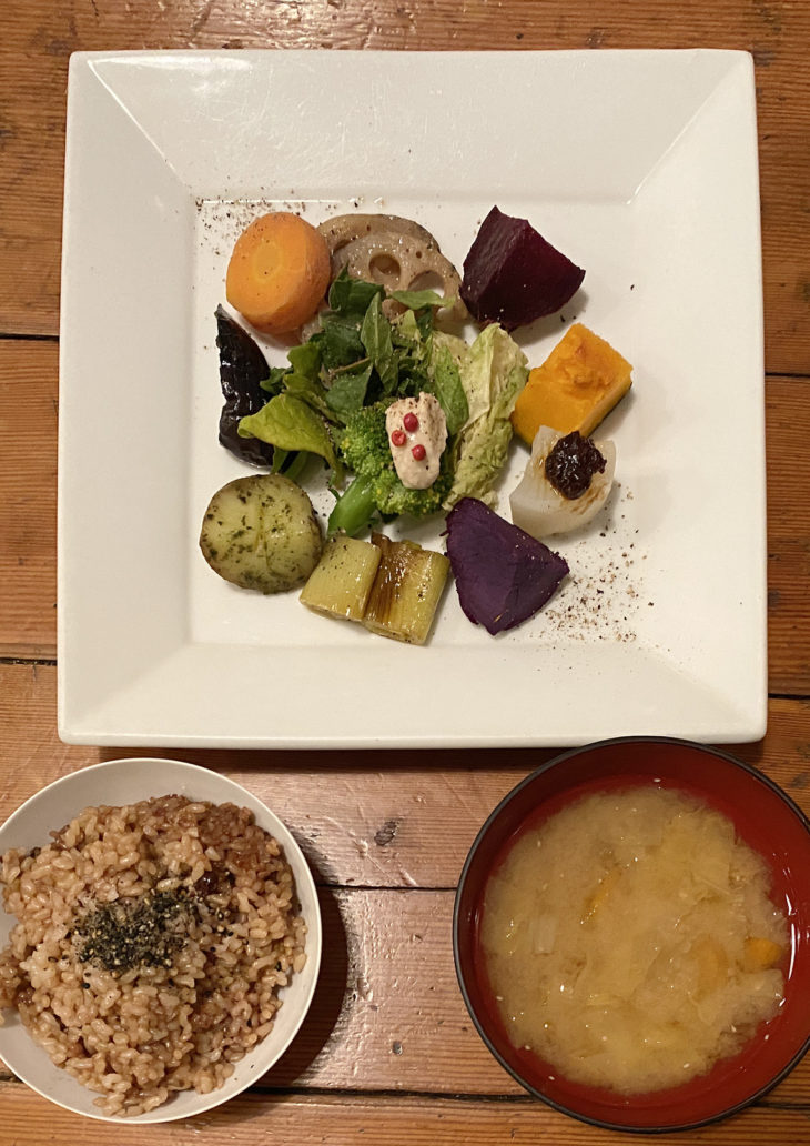 "MEAT FREE MONDAY” <br />
MOMINOKI HOUSE