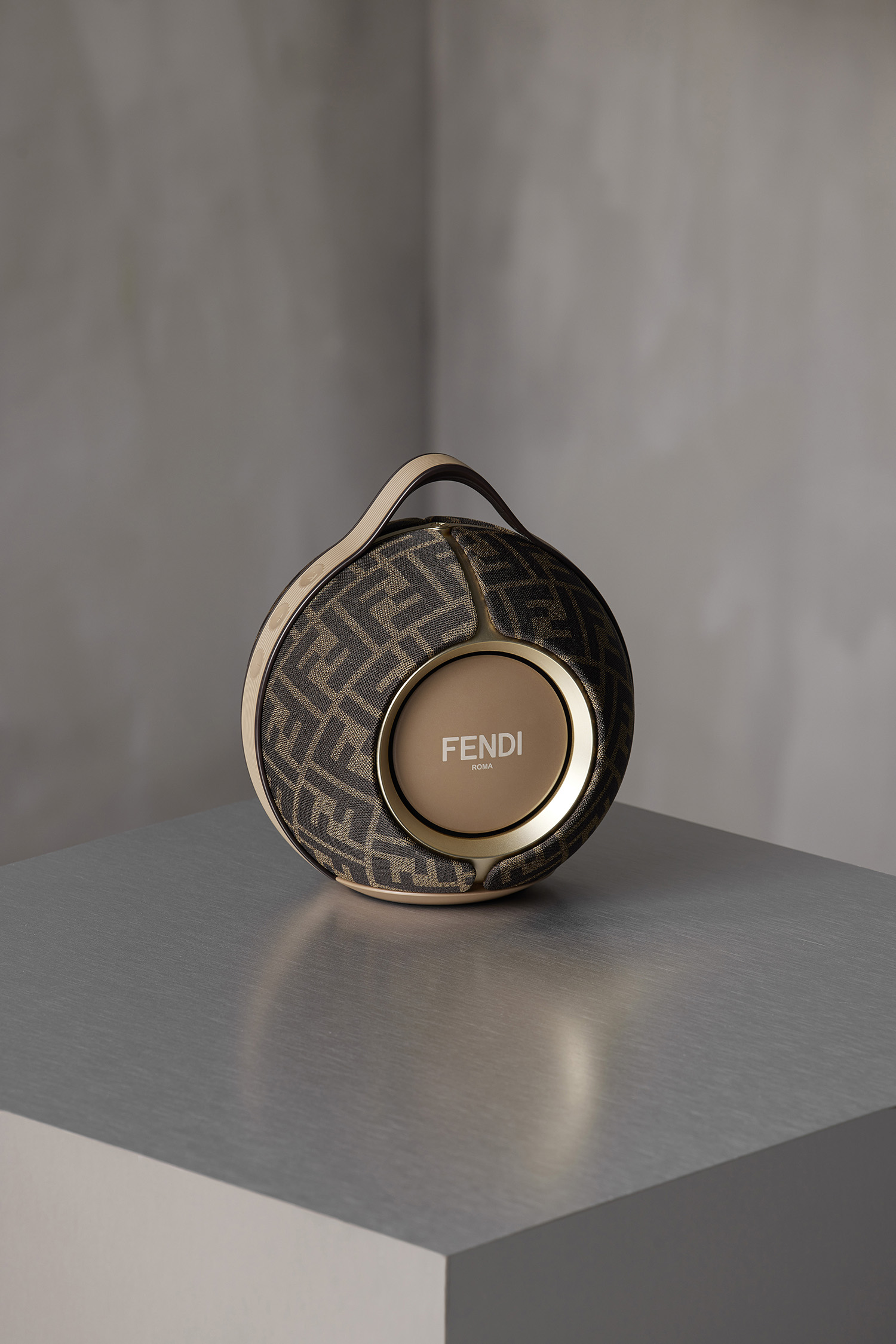 DEVIALET MANIA STATION | DEVIALET by THT <Devialet Mania Station