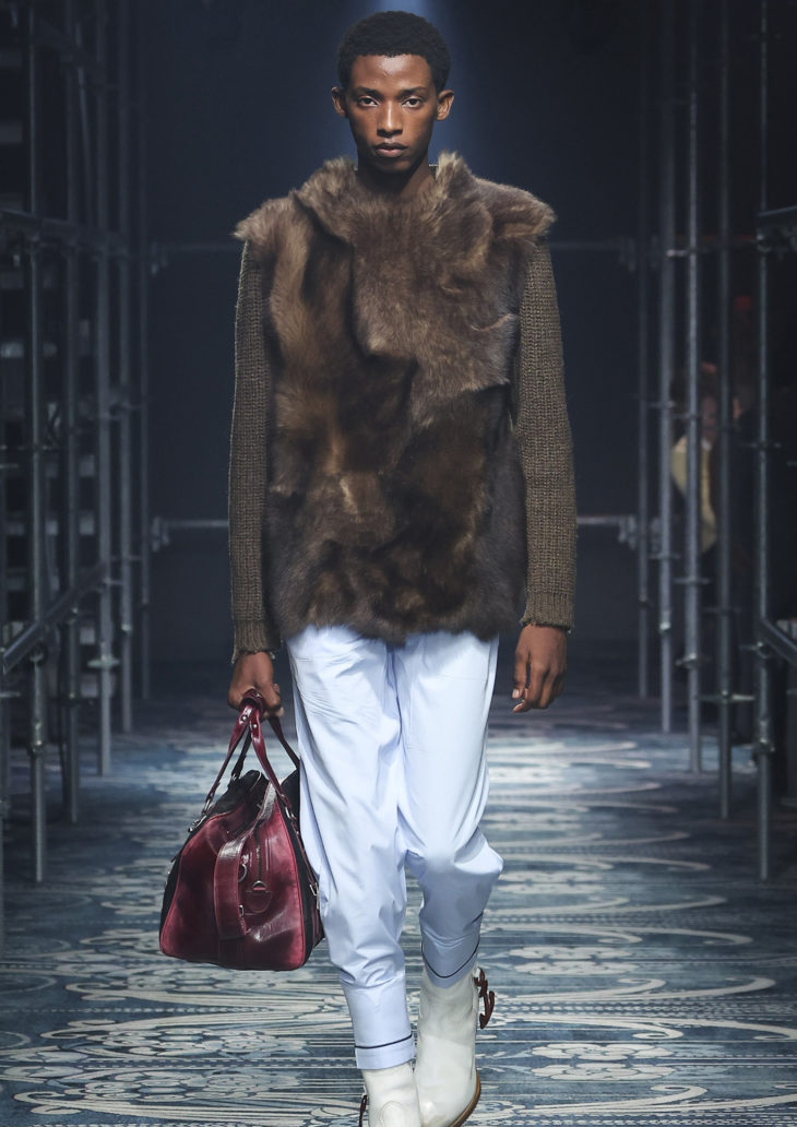 マルニバッグ2点 CELINE LOEWE MARGELA ACNE PRADA（マルタン  