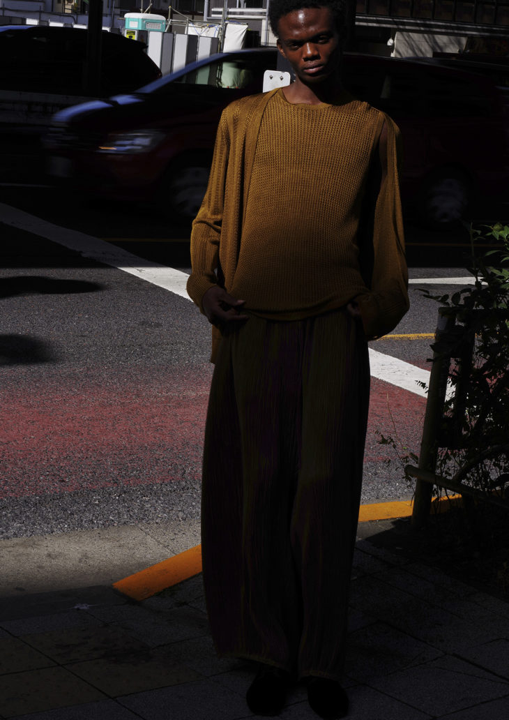 THE ROOTS <br />
EMPORIO ARMANI